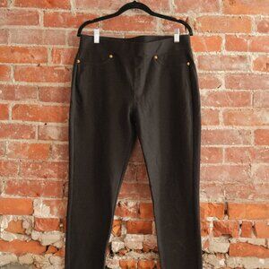 Women's Black Pull-On Trousers